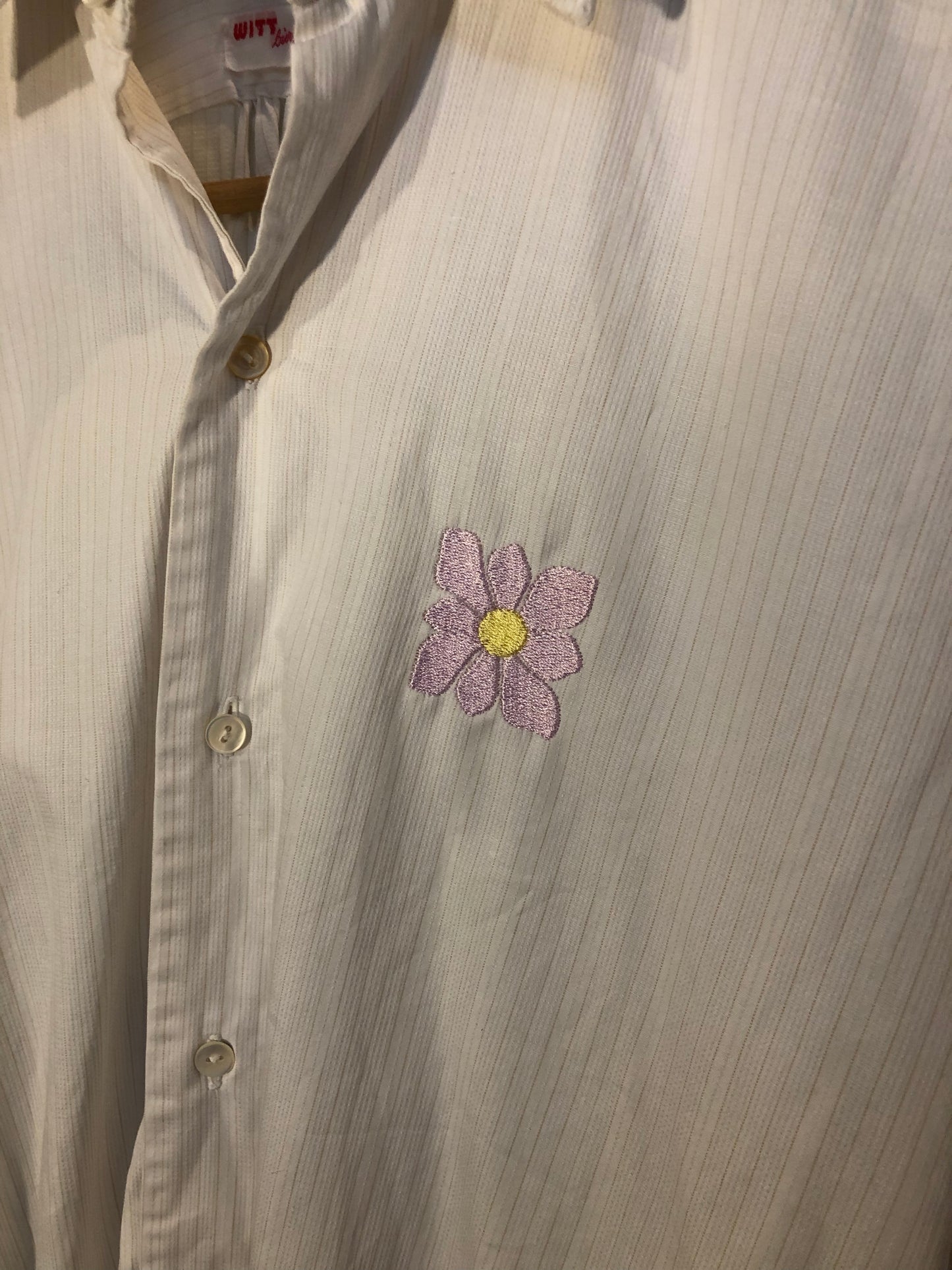 Chemise blanche brodé fleur 🌸